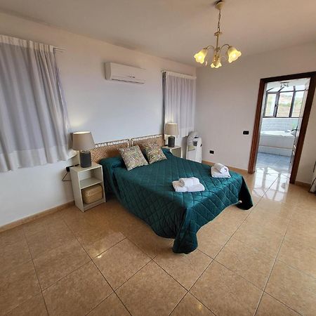 Villa El Mirador Los Menores エクステリア 写真